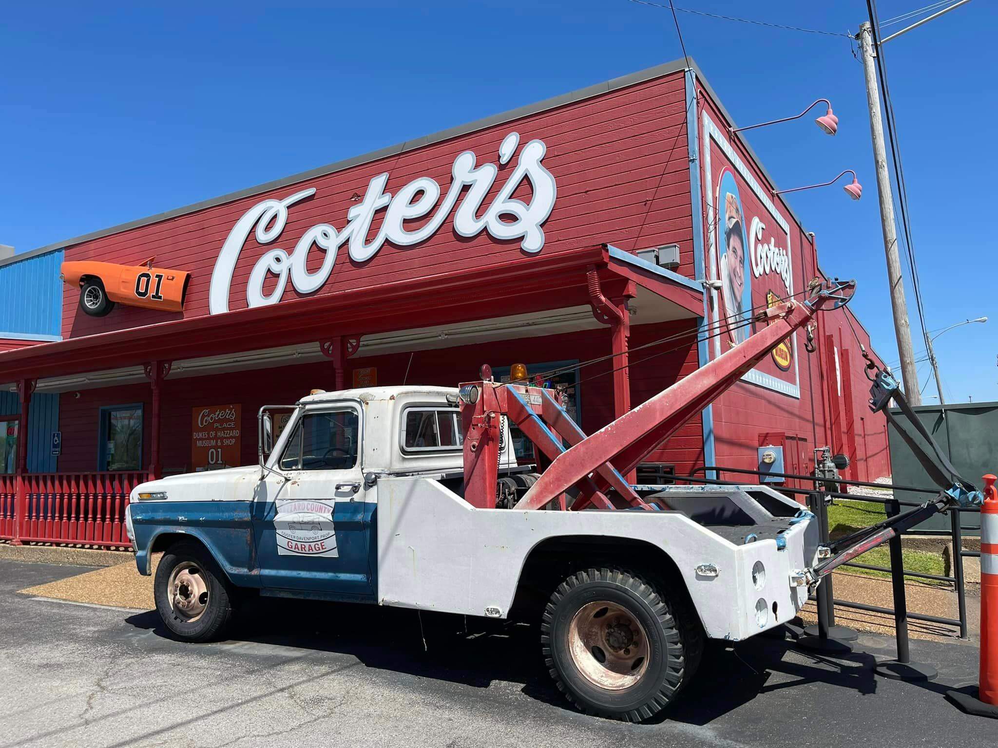 Cooters Museum, Nashville, TN